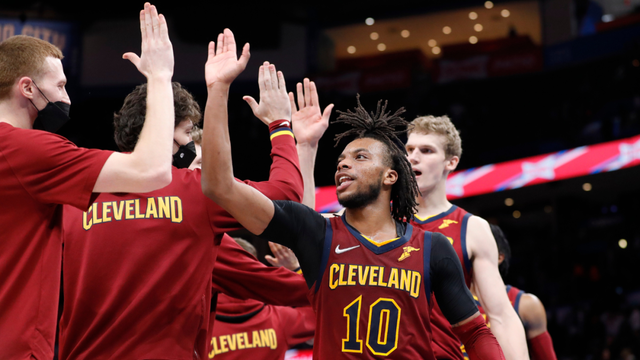 围绕判罚的 围绕判罚的