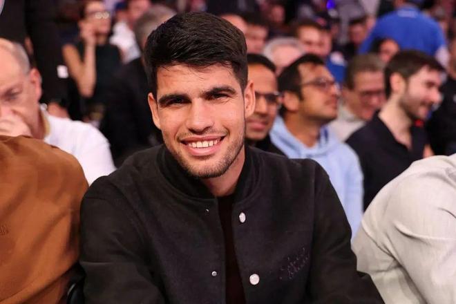 现代足球需 现代足球需